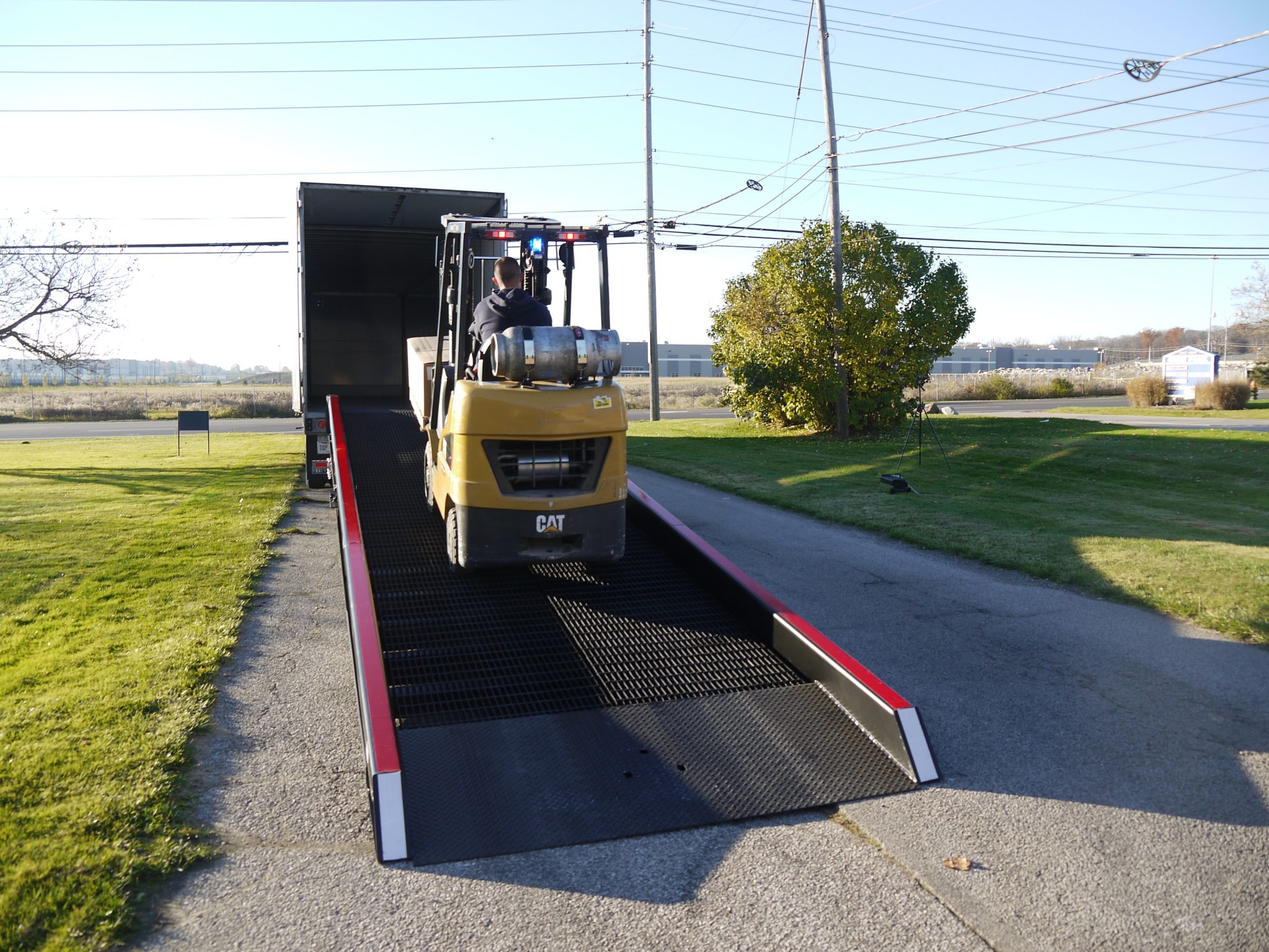 Dock to Ground Ramp